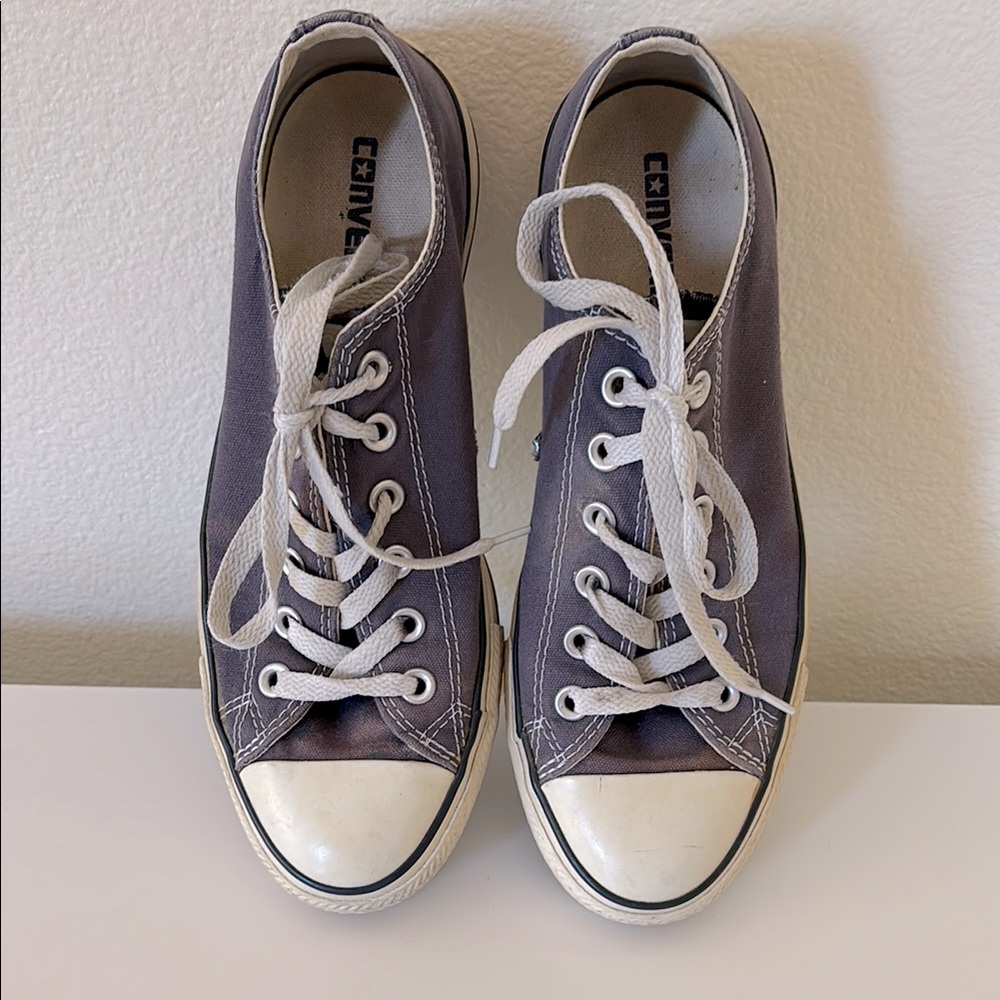 Blue Converse All Stars Women's 9 - Perfectly Distressed